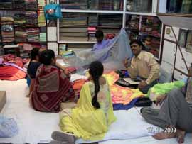 Chandni_Chowk_saree_purchase.JPG